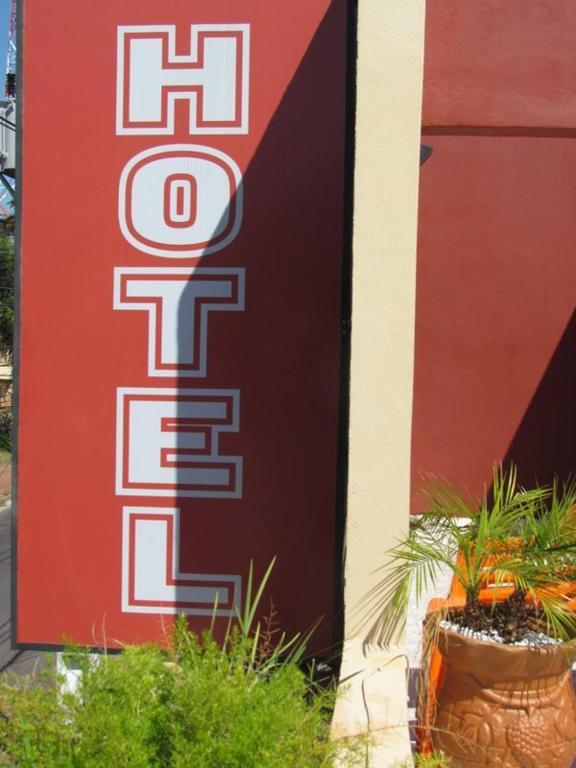Hostal Casa Suiza Asuncion Exterior photo